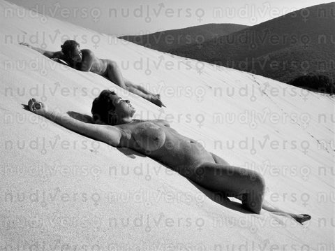 Nudità in bianco e nero